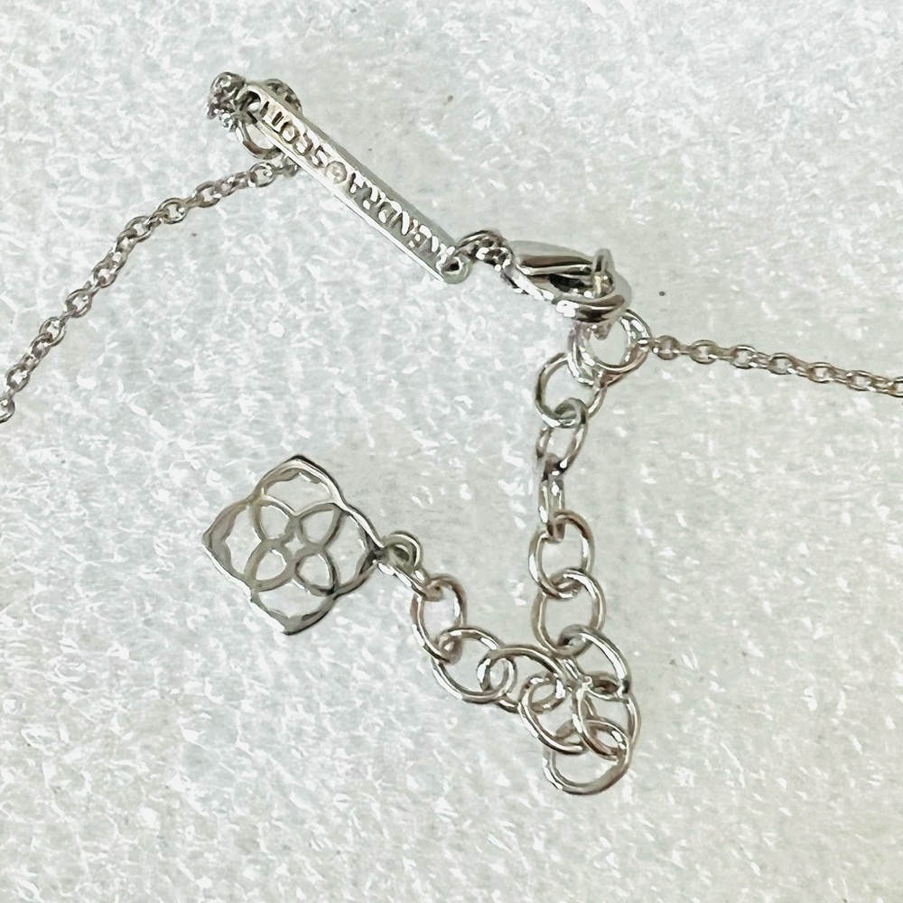 Kendra Scott Elisa Blue Glowing stone necklace in Silver color - Picture 5 of 6